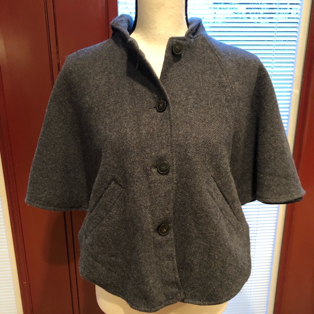 🎉HP🎉Gap cape poncho💫✨🌟